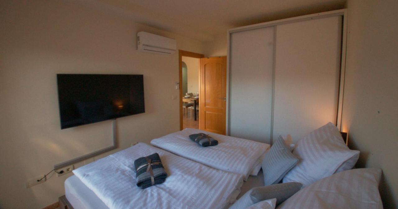 Apartment Vista Del Castillo Велес-де-Бенаудалья Экстерьер фото